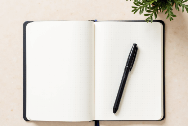 The Ultimate Wedding Journal – Your Companion to a Dream Day